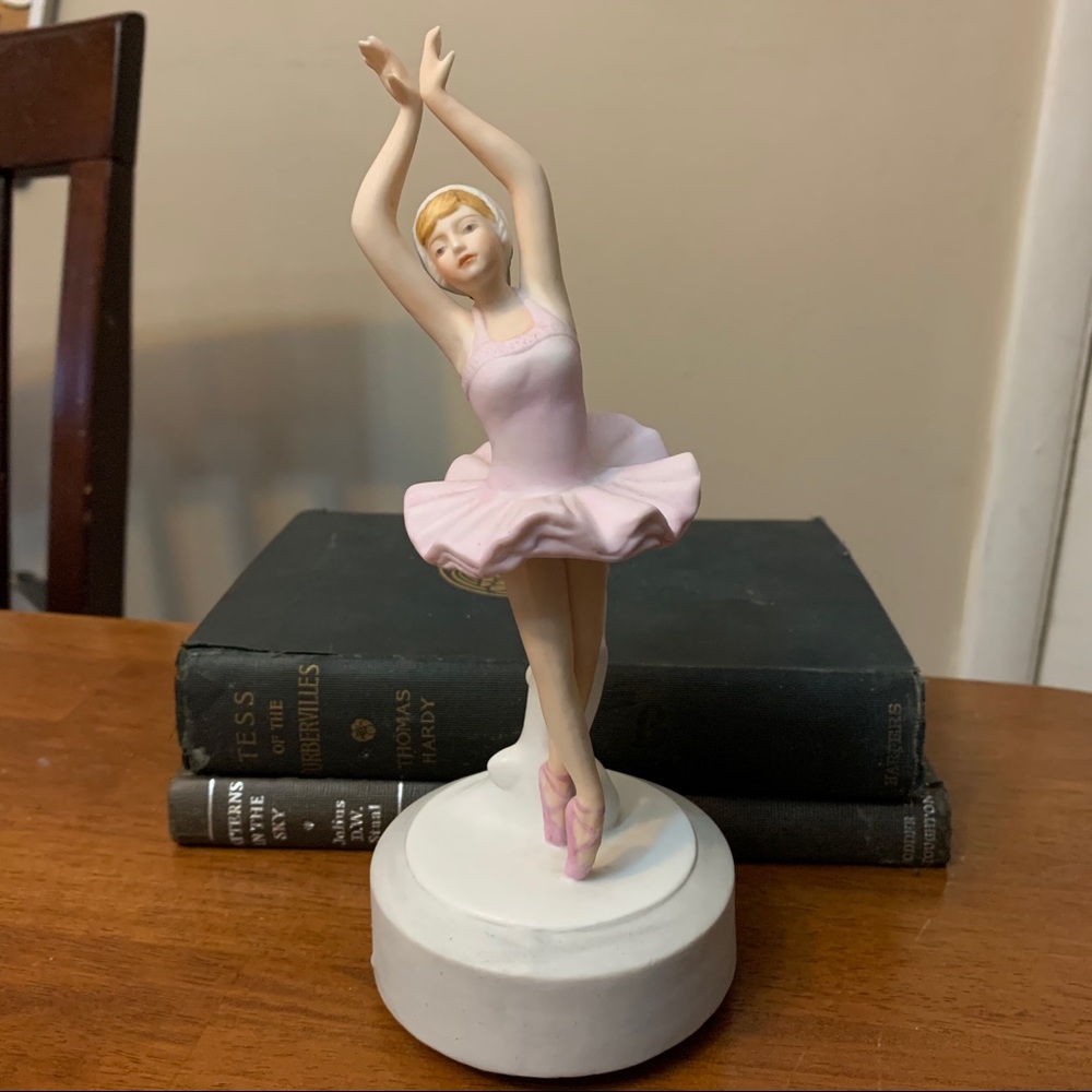 Musical ballerina ceramic figurine works, pretty - Picture 3 of 12